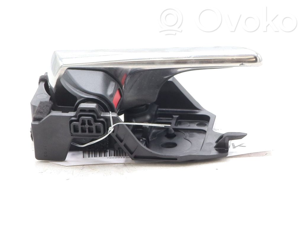 Mazda 3 Rear door interior handle 