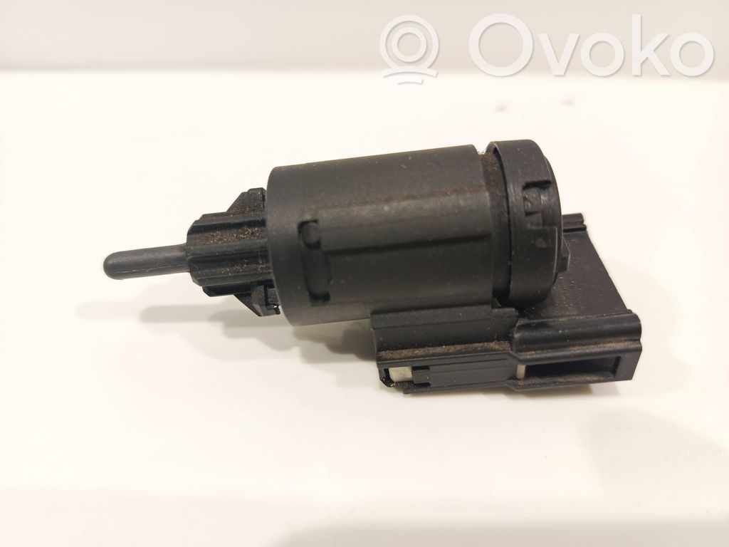 Volkswagen Golf V Czujnik pedału hamulca / stopu 