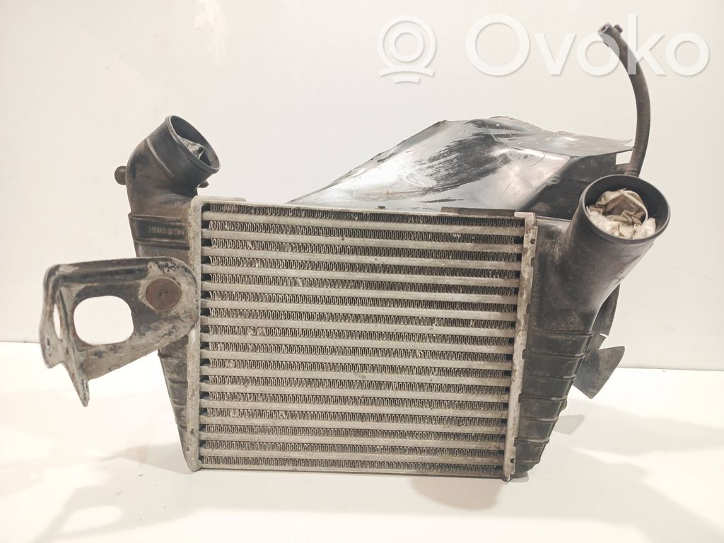 Audi 100 S4 C4 Interkūlerio radiatorius 