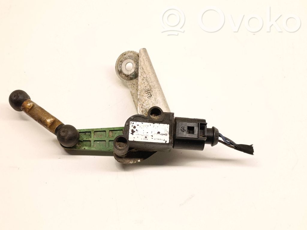 Tesla Model S Headlight/headlamp level sensor 