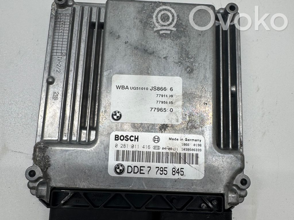 BMW 1 E81 E87 Engine control unit/module 