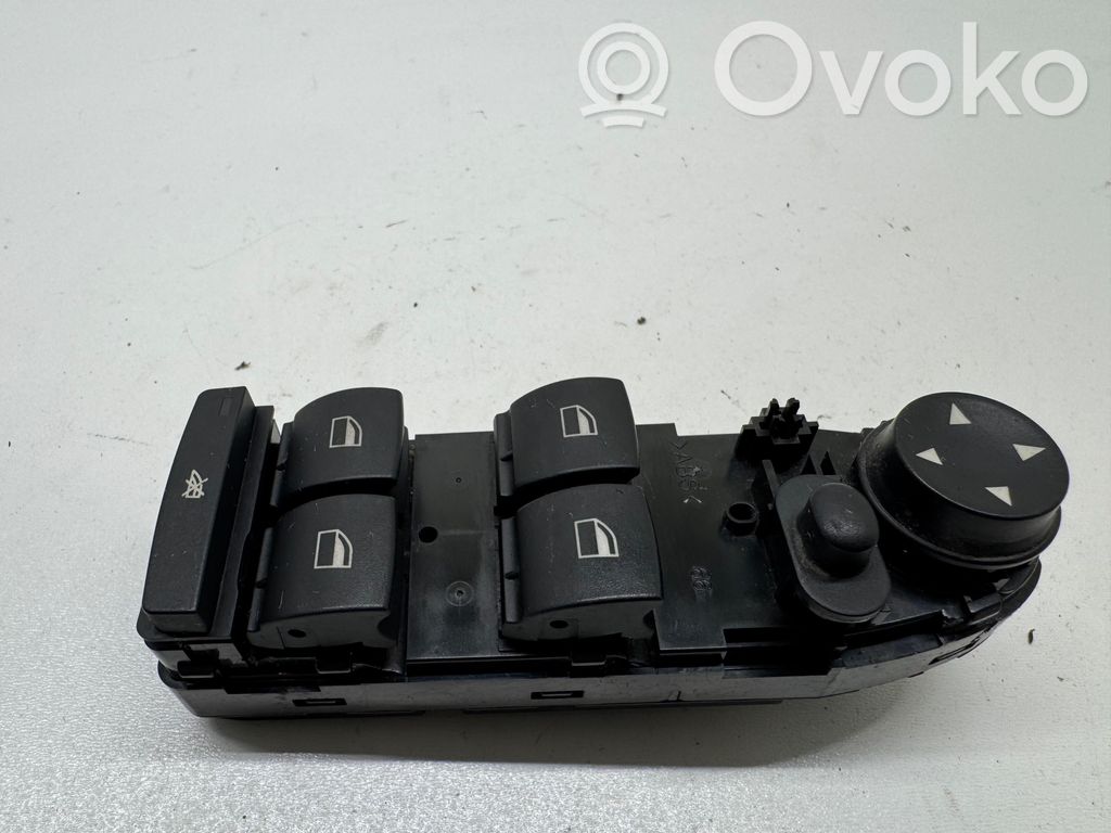 Electric window control switch   9155506,08W24KT04