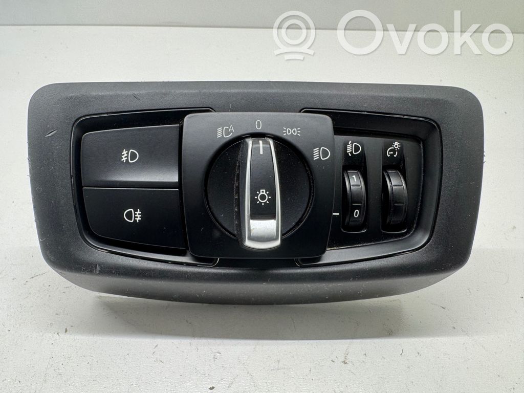 BMW 2 F46 Interruptor de luz 