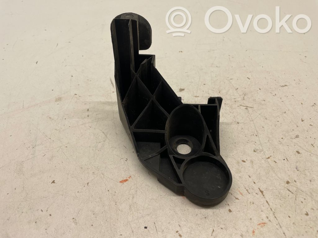 Front bumper mounting bracket   7030620,229449