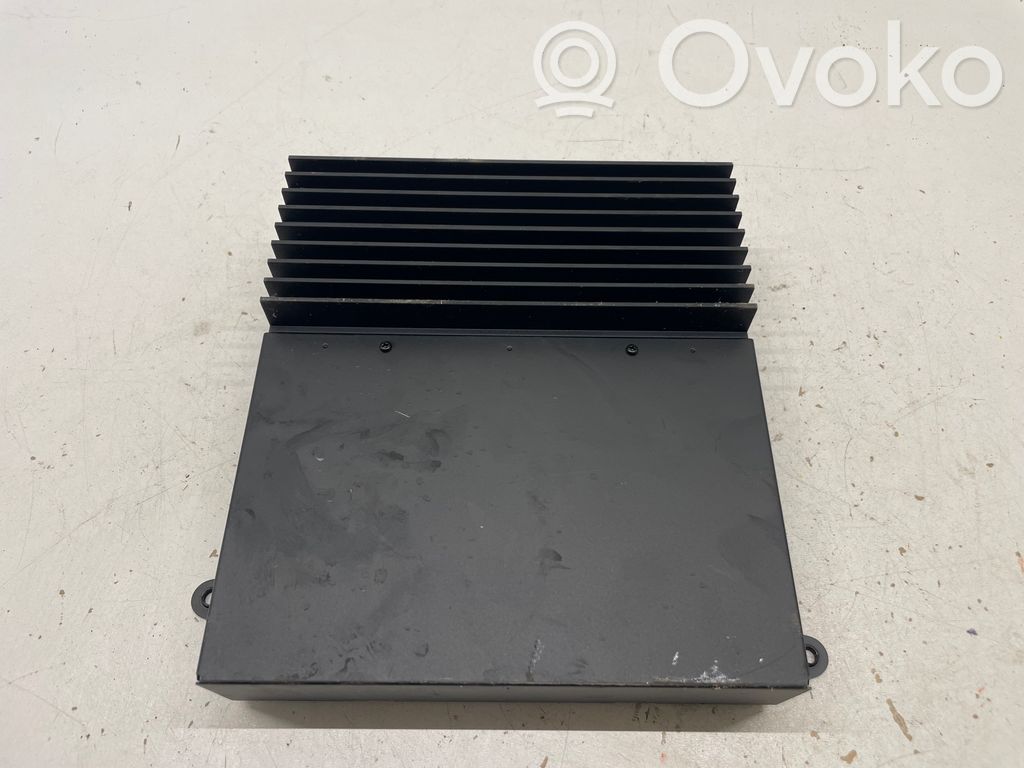BMW 5 E39 Sound amplifier 
