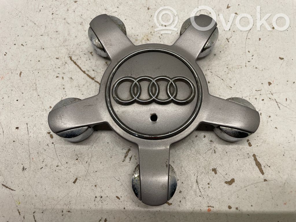 Audi A3 S3 8V Borchia ruota originale 