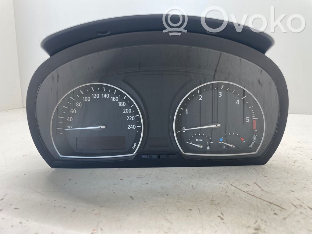 BMW X3 E83 Speedometer (instrument cluster) 