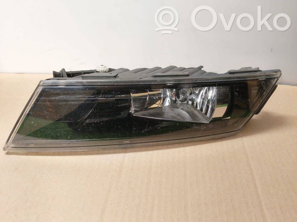 Skoda Superb B8 (3V) Nebelscheinwerfer vorne 