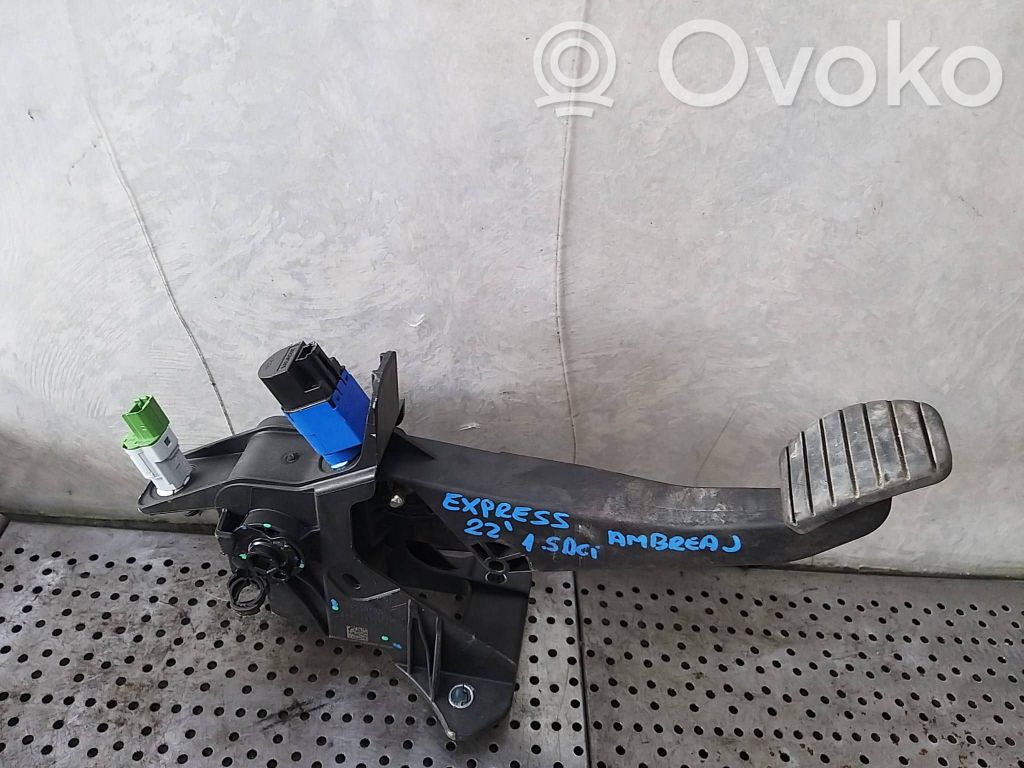Renault Express Pedal de embrague 