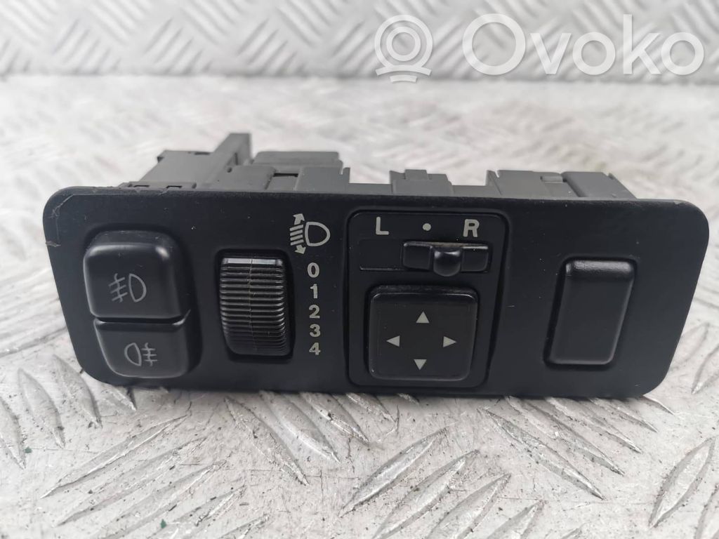 Mitsubishi Space Star Wing mirror switch 