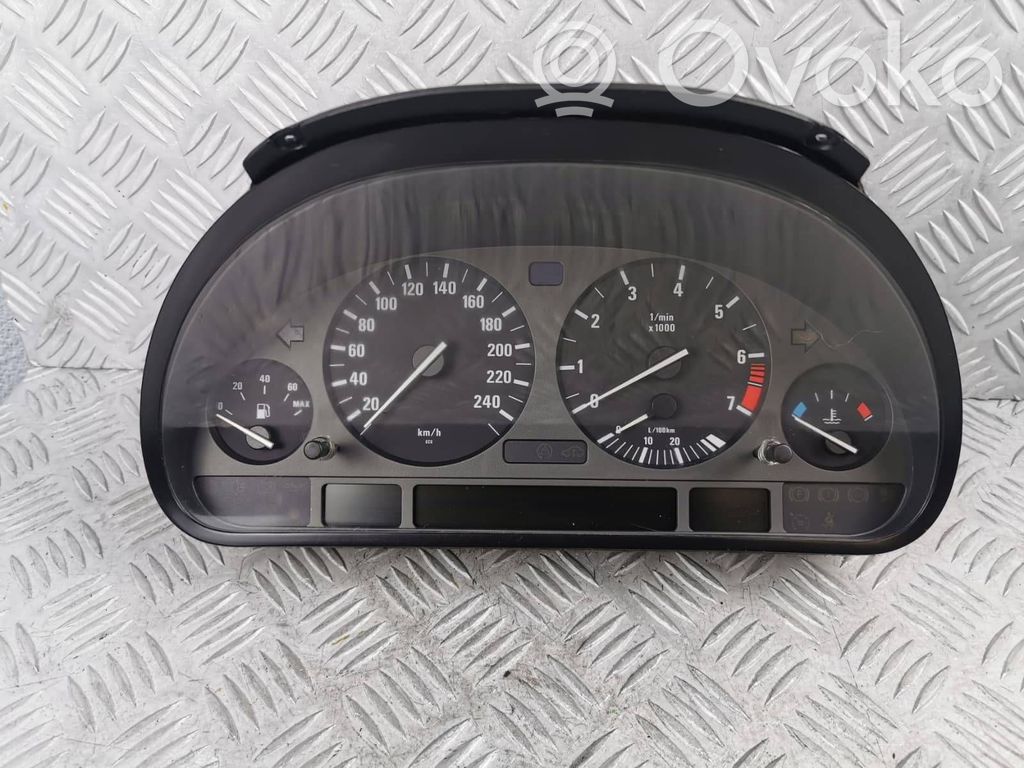 BMW 7 E38 Speedometer (instrument cluster) 
