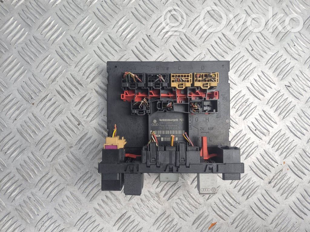 Volkswagen Golf V Comfort/convenience module 