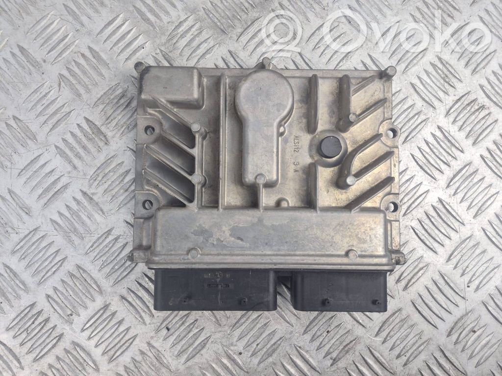 Opel Astra J Engine control unit/module 