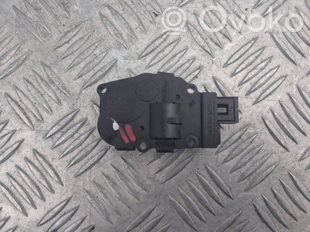Air flap motor/actuator   EFB331,05122006,929888G