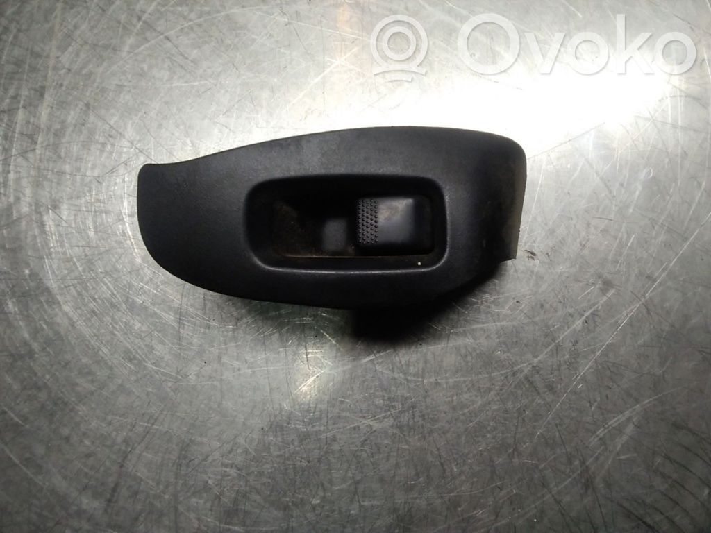 Subaru Legacy Electric window control switch 