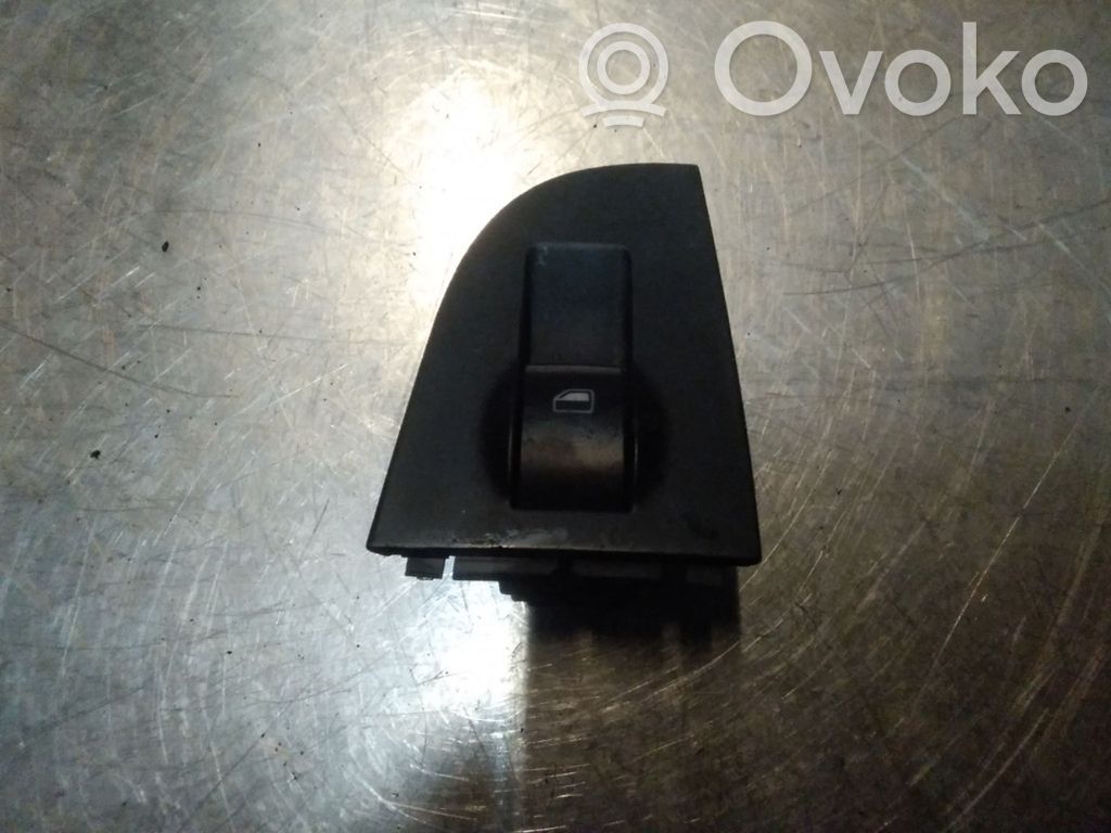 Audi A6 S6 C5 4B Electric window control switch 