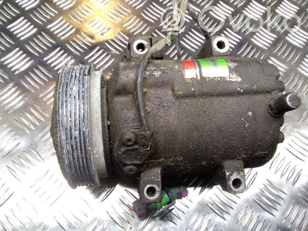 Audi A6 S6 C4 4A Kompresor / Sprężarka klimatyzacji A/C 