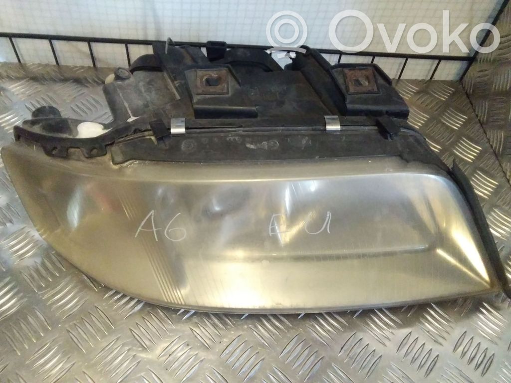 Audi A6 S6 C5 4B Phare frontale 
