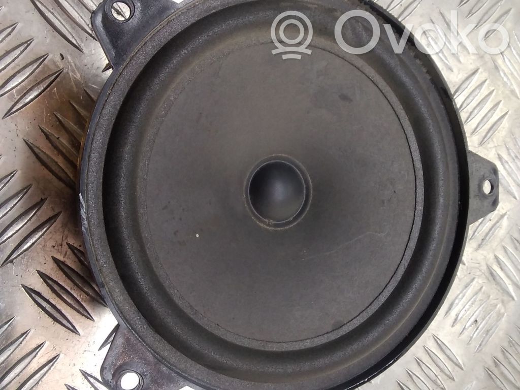 BMW 3 E46 Front door speaker 
