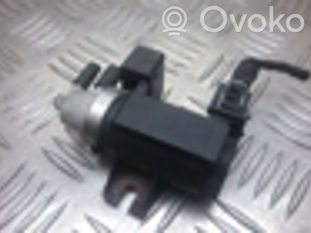 Turboahtimen magneettiventtiili   72190338,8972183310