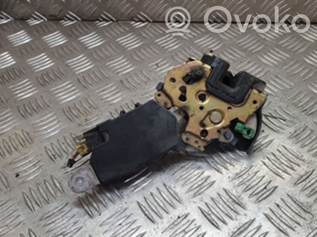 Subaru Legacy Rear door lock 