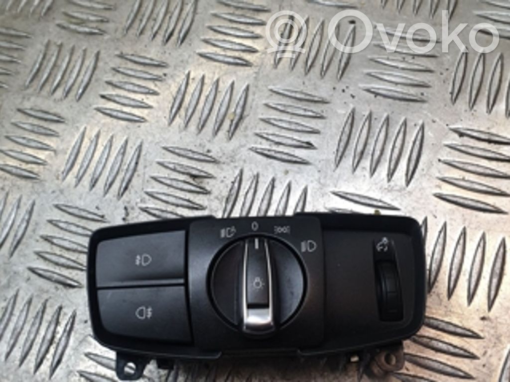 BMW 1 F20 F21 Šviesų jungtukas 