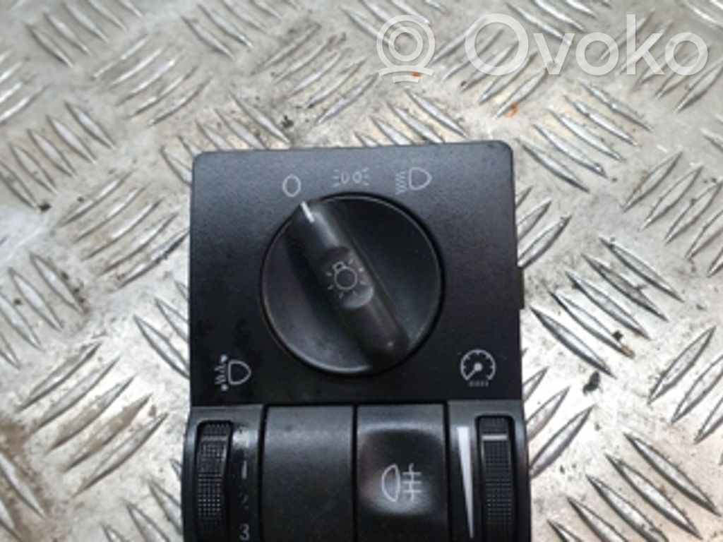 Opel Combo C Light switch 
