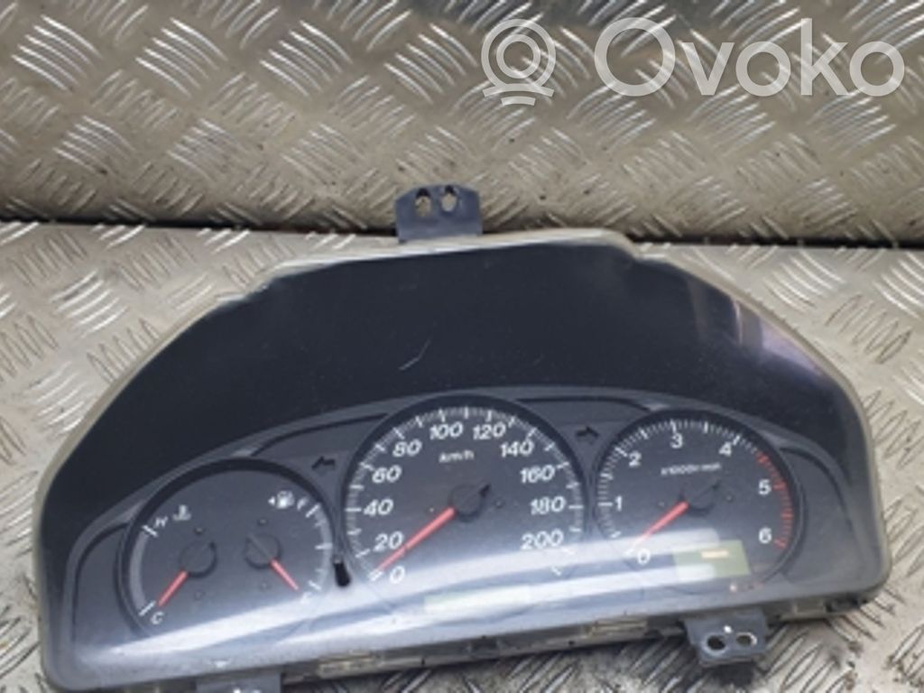 Mazda MPV Speedometer (instrument cluster) 