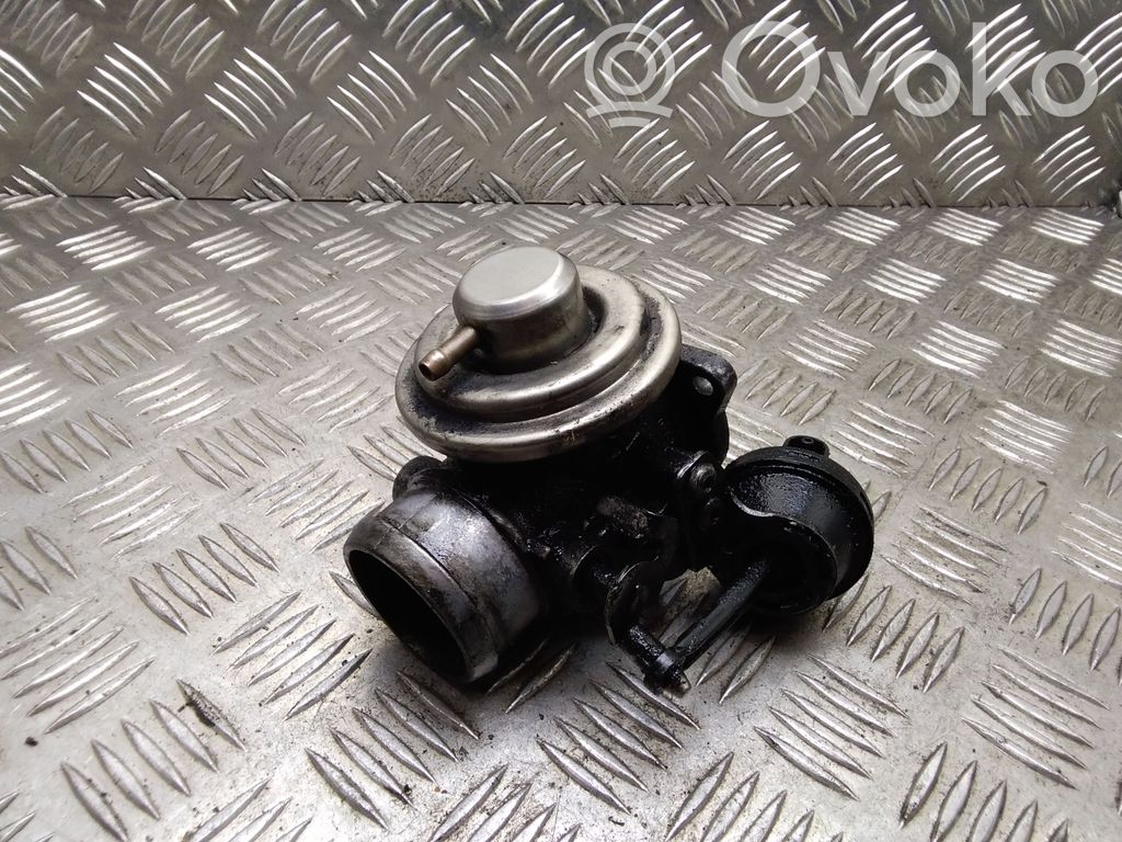 Audi A4 S4 B6 8E 8H EGR vožtuvas 