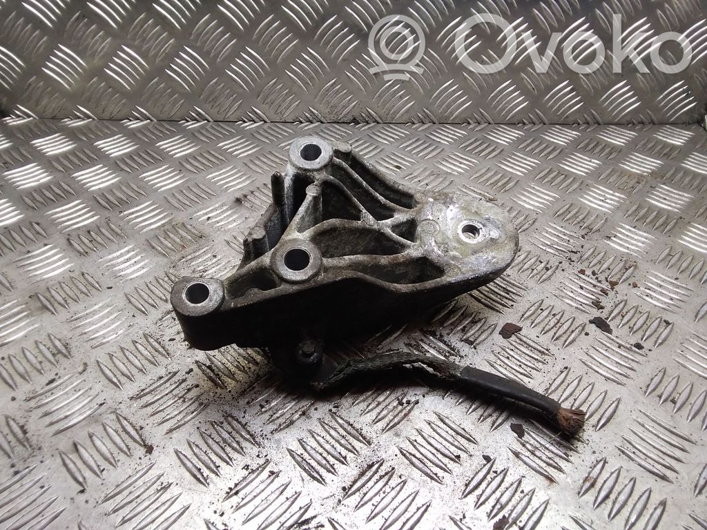 Renault Espace -  Grand espace IV Engine mounting bracket 