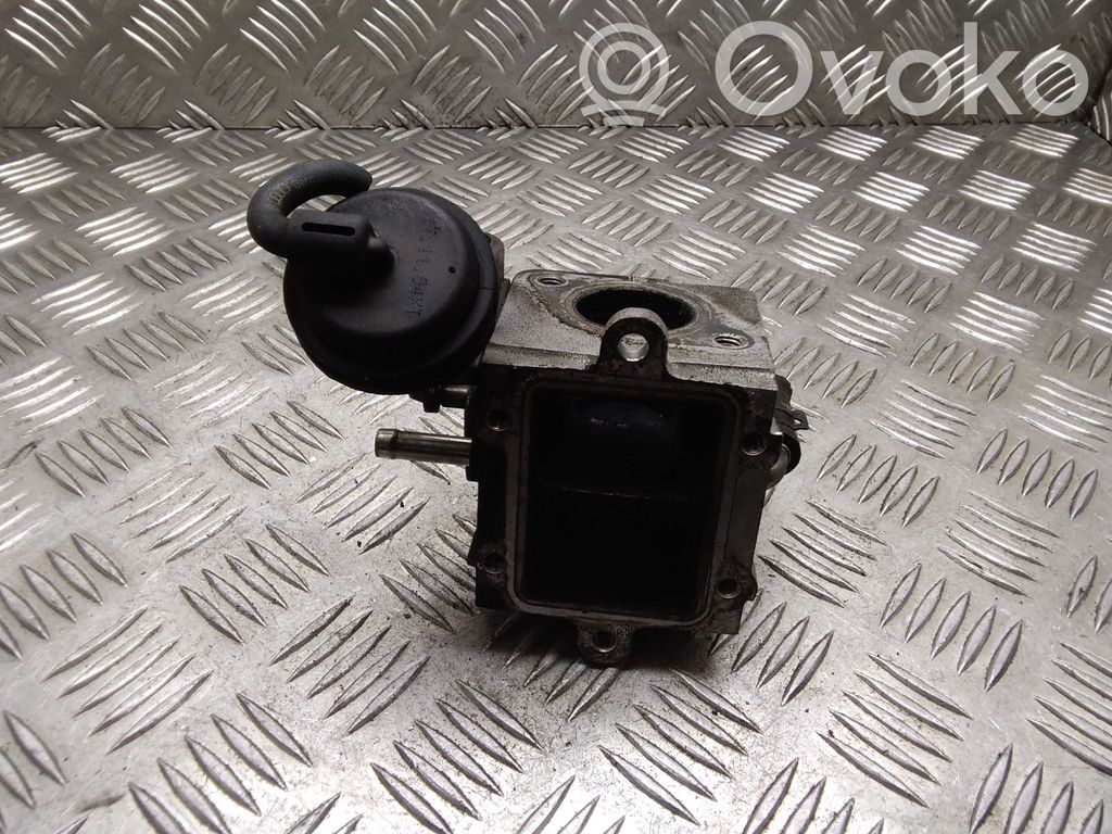 Audi A4 S4 B7 8E 8H EGR valve 