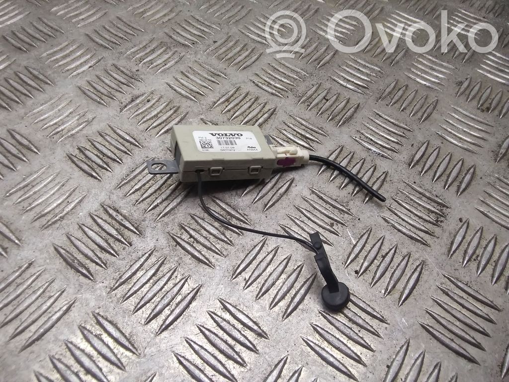 Volvo C30 Antenos stiprintuvas 
