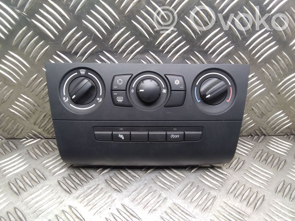 BMW 1 E81 E87 Climate control unit 