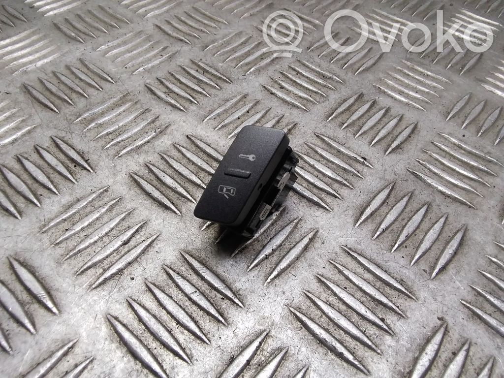 Volkswagen Phaeton Central locking switch button 