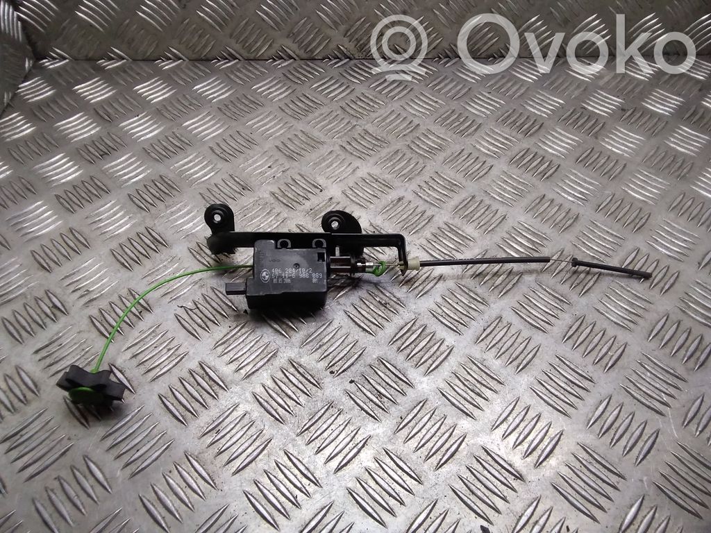 BMW 5 E60 E61 Fuel tank cap lock 