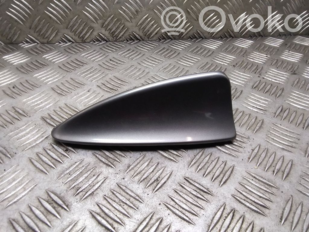 BMW 7 E65 E66 Stogo (GPS) antenos dangtelis 