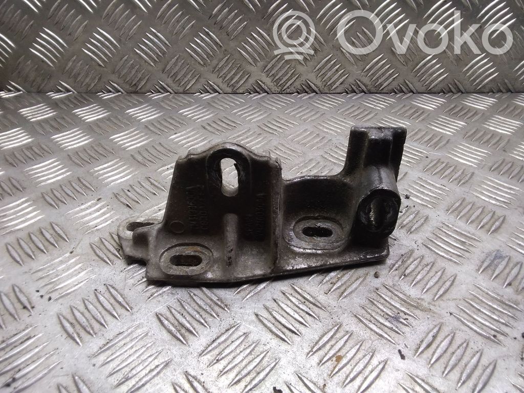 Ford Galaxy Engine mounting bracket 