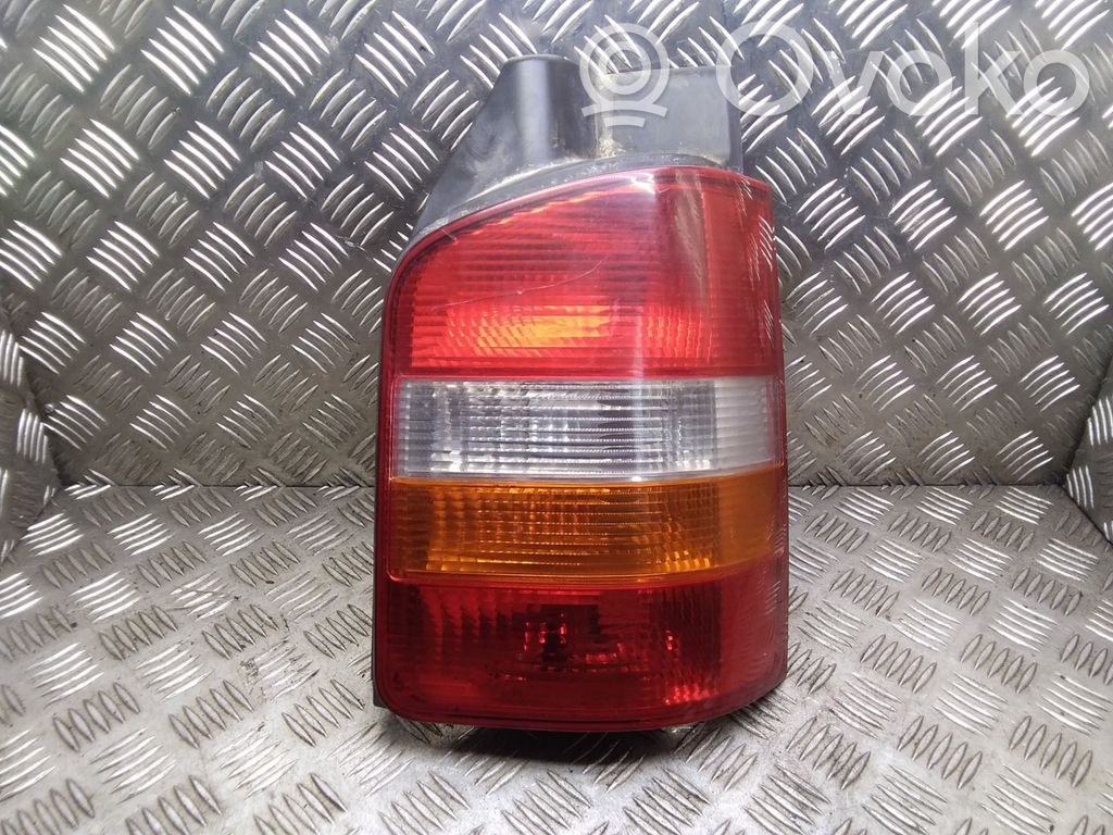 Volkswagen Transporter - Caravelle T5 Lampa tylna 