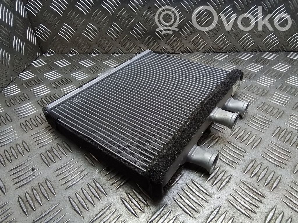 BMW 7 E65 E66 Радиатор печки 