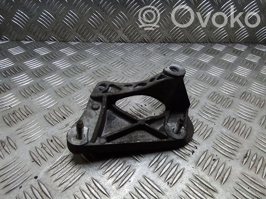 BMW 7 E65 E66 Engine mounting bracket 