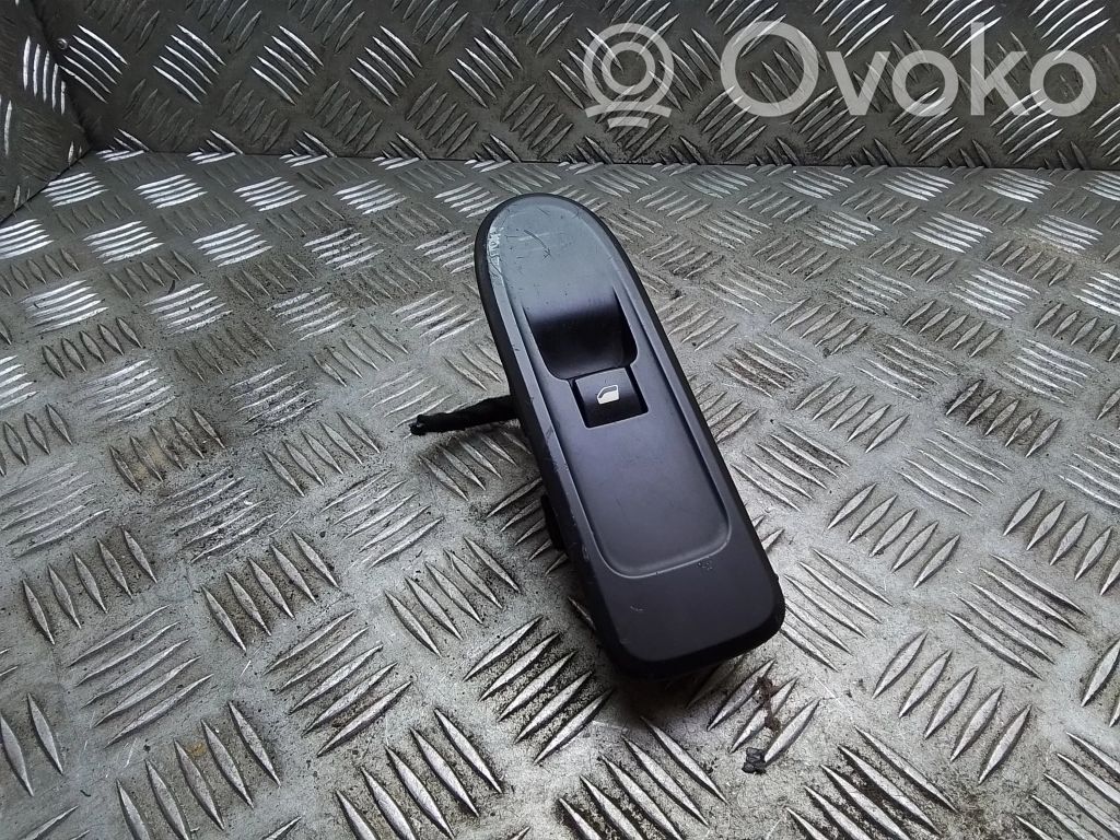 Peugeot 308 Elektrisko logu slēdzis 