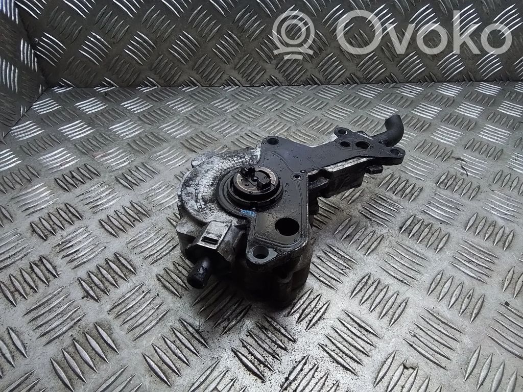 Volkswagen Caddy Bomba de vacío 