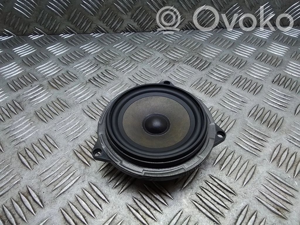 BMW 1 E81 E87 Front door speaker 