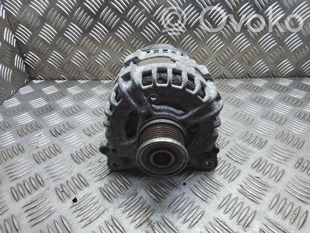 Audi A4 S4 B8 8K Ģenerators 