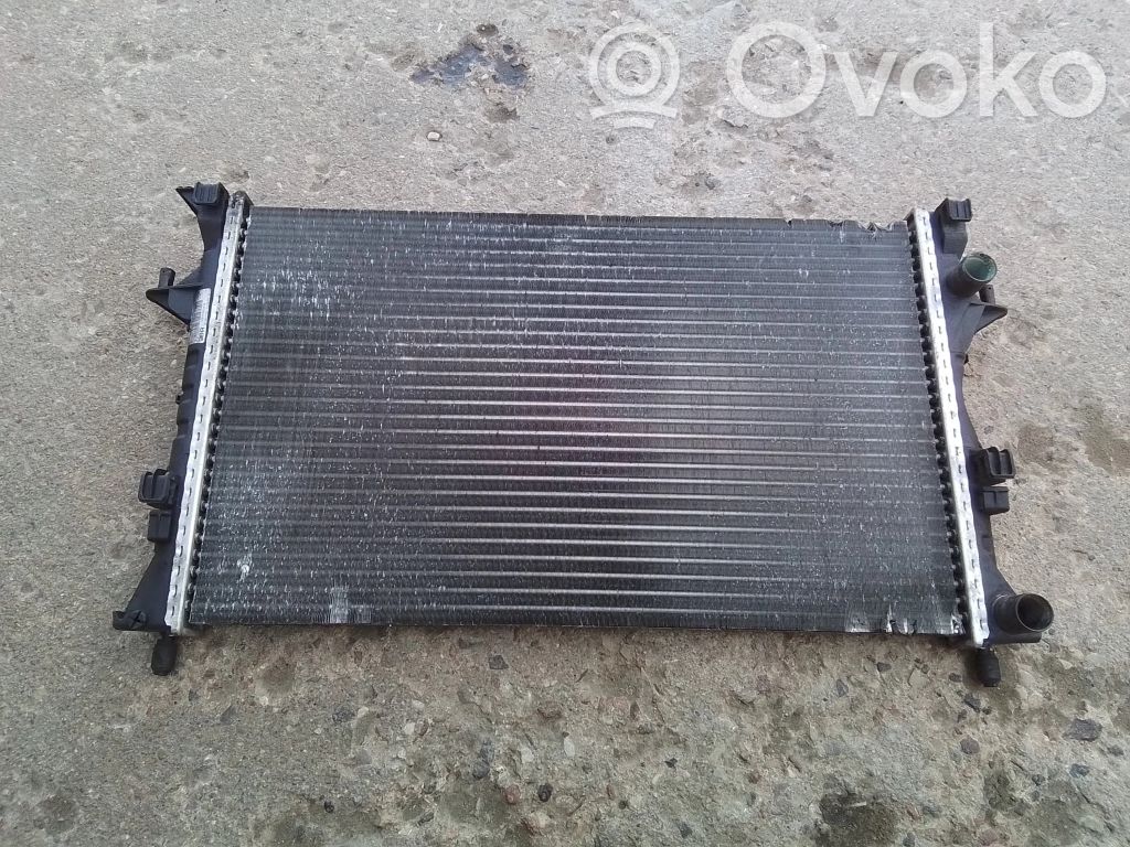 Renault Laguna II Coolant radiator 