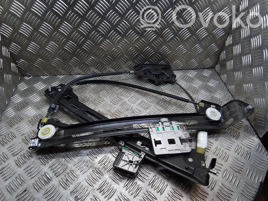 Volkswagen PASSAT CC Macara geam față fără motor 