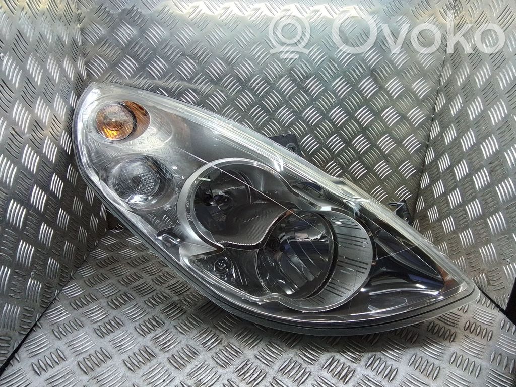 Opel Movano B Headlight/headlamp 
