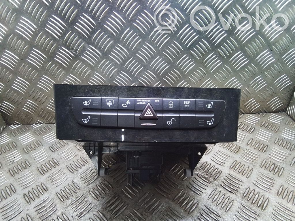 Mercedes-Benz E AMG W211 Zestaw przełączników i przycisków 