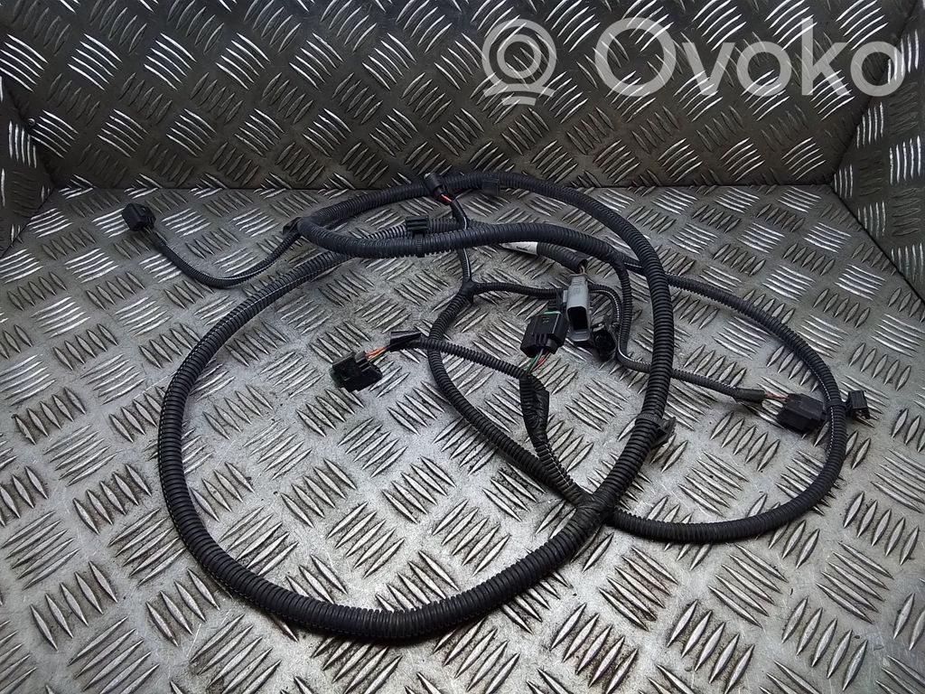 Peugeot Traveller Parkavimo (PDC) daviklių instaliacija 