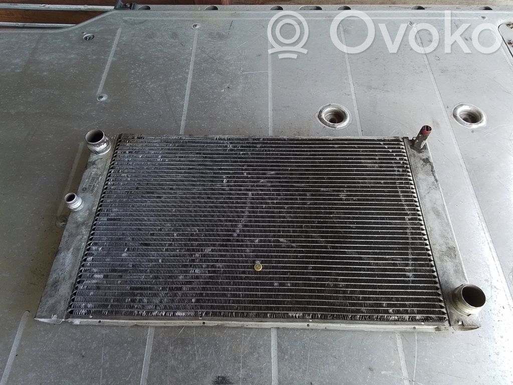 BMW 7 E65 E66 Dzesēšanas šķidruma radiators 